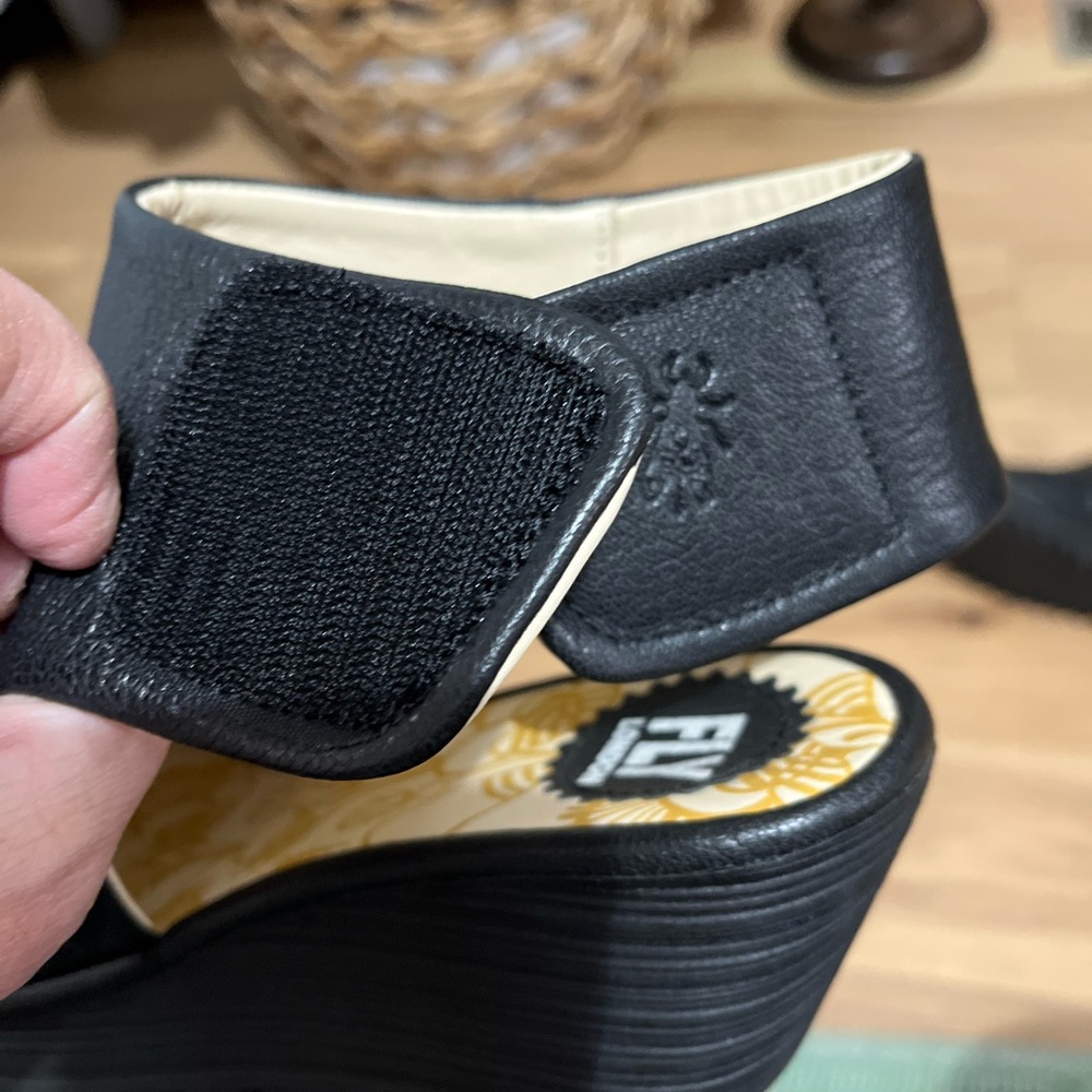 Fly London Black Leather Open Toe Ankle Boots size 9 - Picture 6 of 8